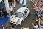 Fiesta Finlandesa, el piloto de Volkswagen, Latvala, gana el Rallye de su casa